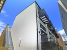 本中山3丁目共同住宅の外観