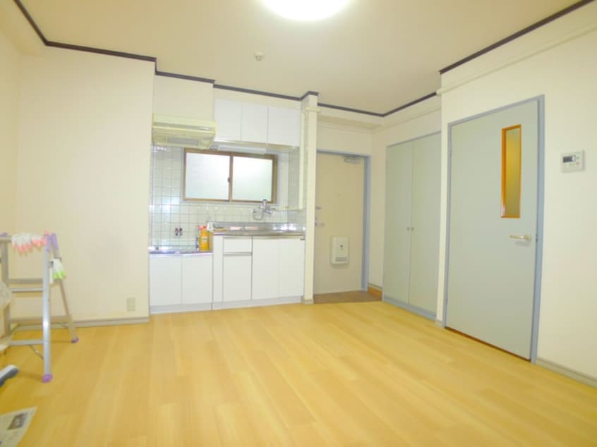 居室 パレスロイヤル