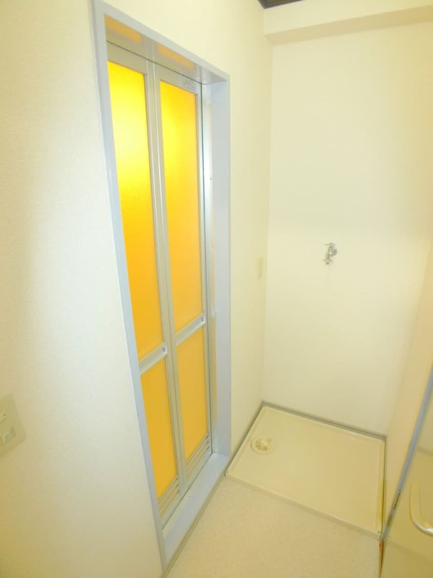 洗濯機置場 パレスロイヤル