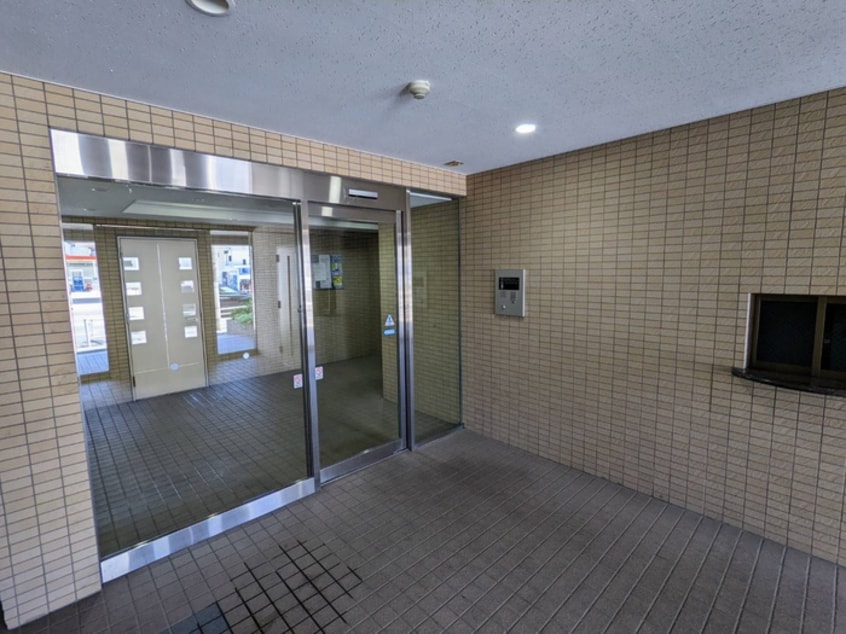 エントランス部分 ＣＦ白楽