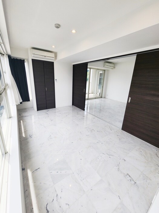 居室 PLUSH-GARDEN TOWER