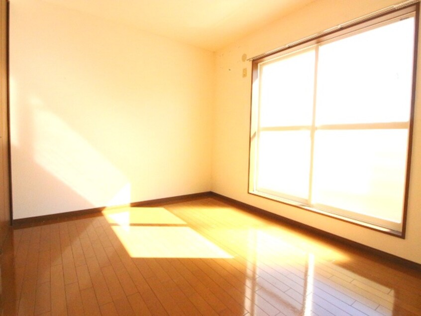 居室 TRIANON-KOTESASHI