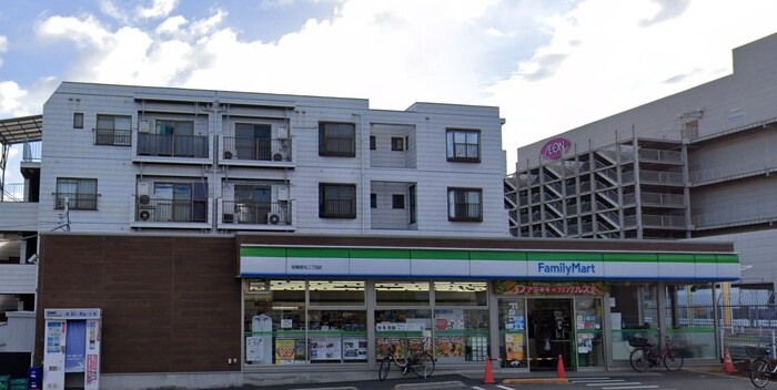 ファミリーマート板橋徳丸二丁目店(コンビニ)まで220m 仮）板橋区徳丸３丁目　新築工事