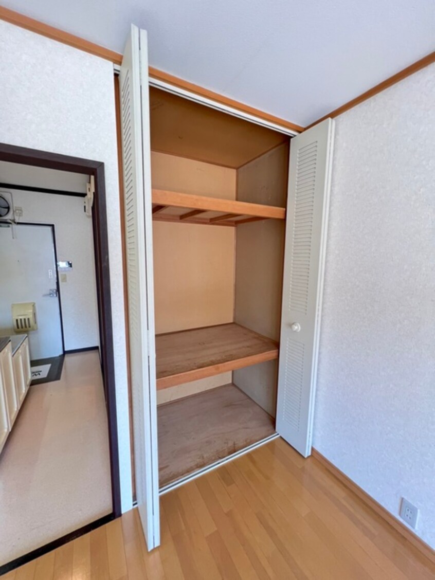 収納 清水ハイツA
