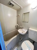 バス／シャワールーム等 清水ハイツA