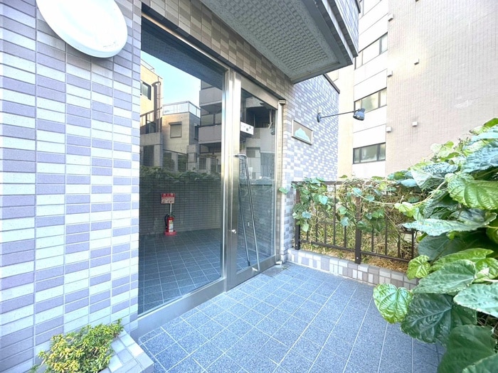 エントランス部分 カメリア新目白