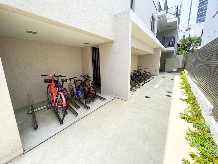 駐輪場 プライムメゾン西早稲田