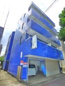 ロックウェル弁天の外観