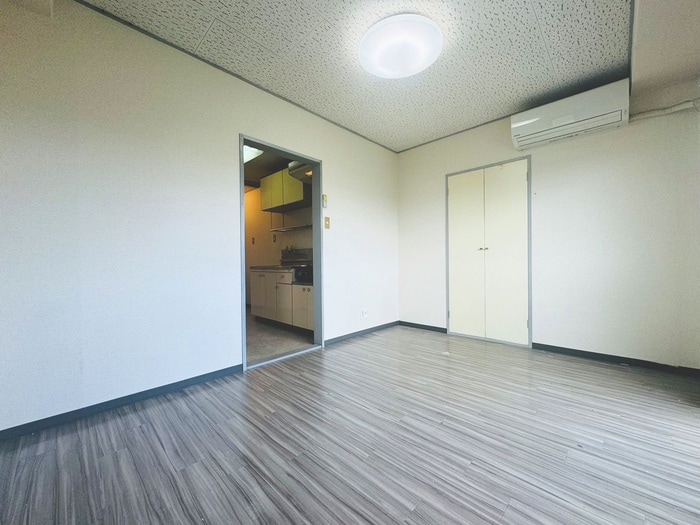 居室 ロックウェル弁天