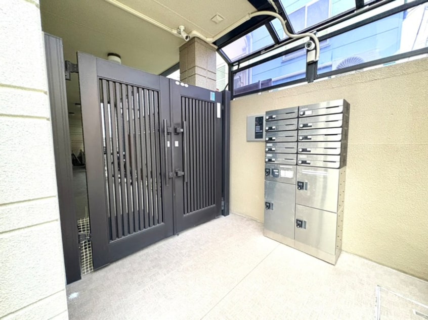 エントランス部分 目白へいべえ館