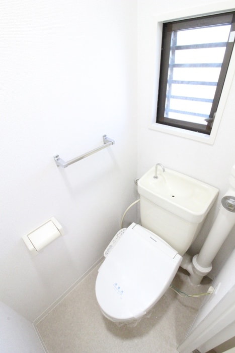 トイレ ウイスタリア５４