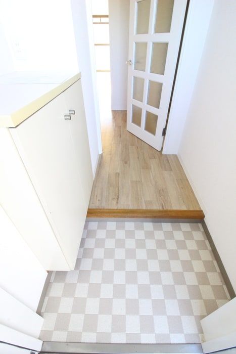 玄関 ウイスタリア５４