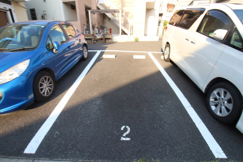 駐車場 レジーナ
