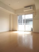 居室 第６朝日ビル