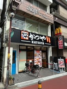 かつや(その他飲食（ファミレスなど）)まで210m 第６朝日ビル