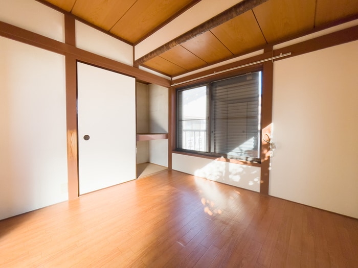 居室 六月町コーポ