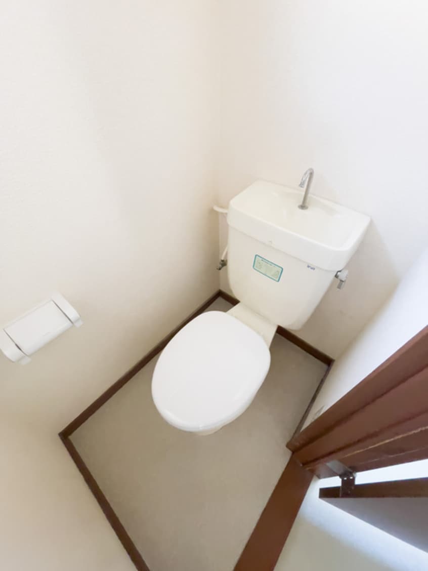トイレ 六月町コーポ
