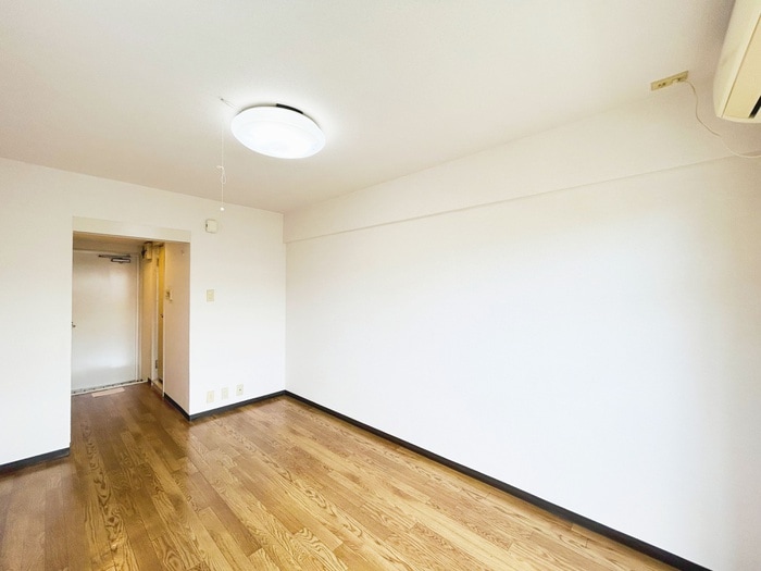 内観写真 イエローエンバシー