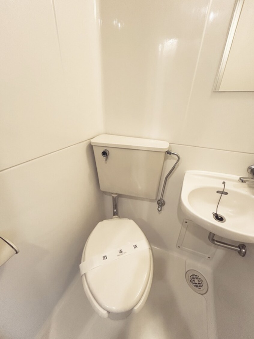 トイレ イエローエンバシー