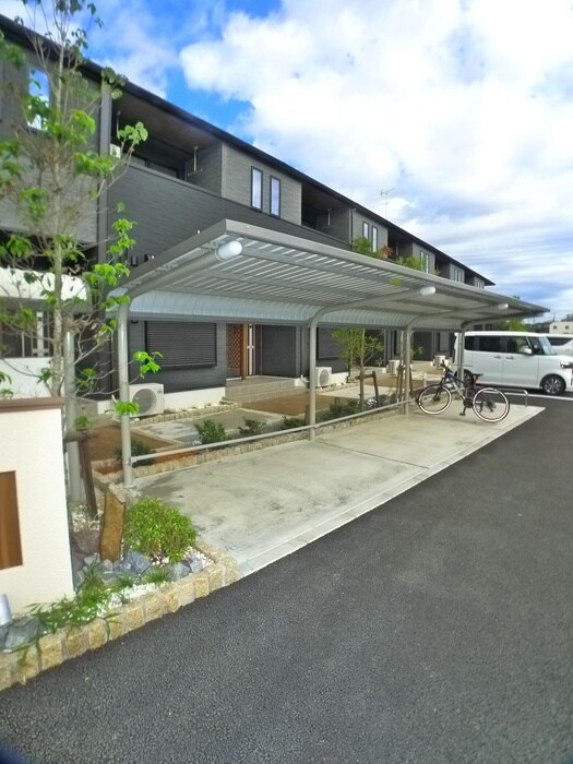 駐輪場 ＭＡＨＡＮＡ　ＷＥＳＴ