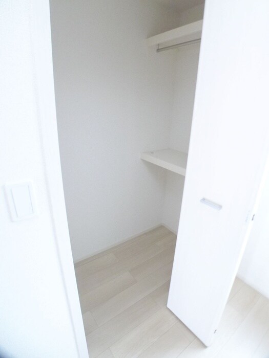 収納 ＭＡＨＡＮＡ　ＷＥＳＴ