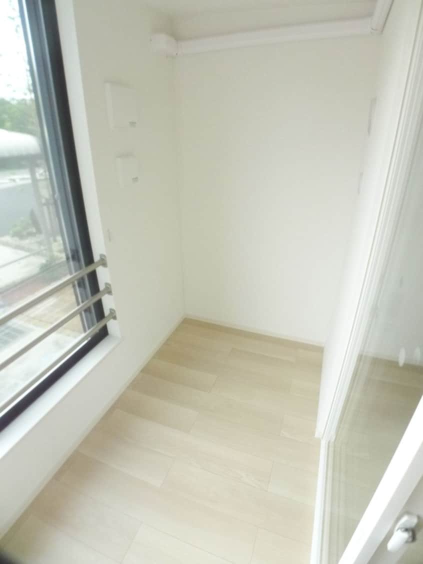 廊下 ＭＡＨＡＮＡ　ＷＥＳＴ