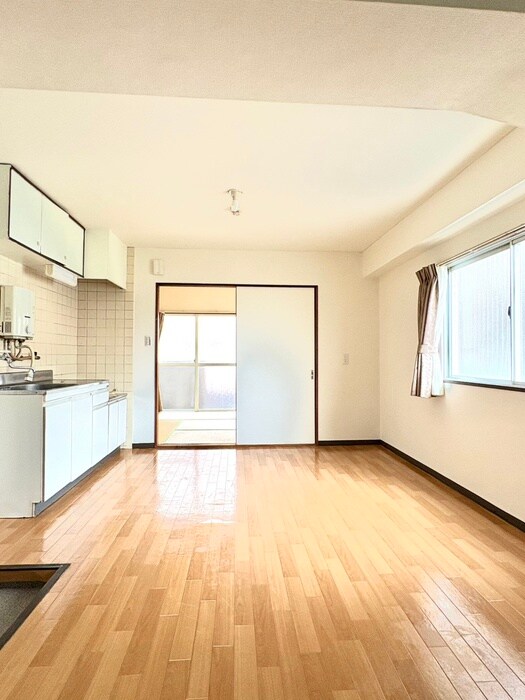 居室 ファンシービル（302）