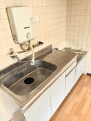 キッチン ファンシービル（302）