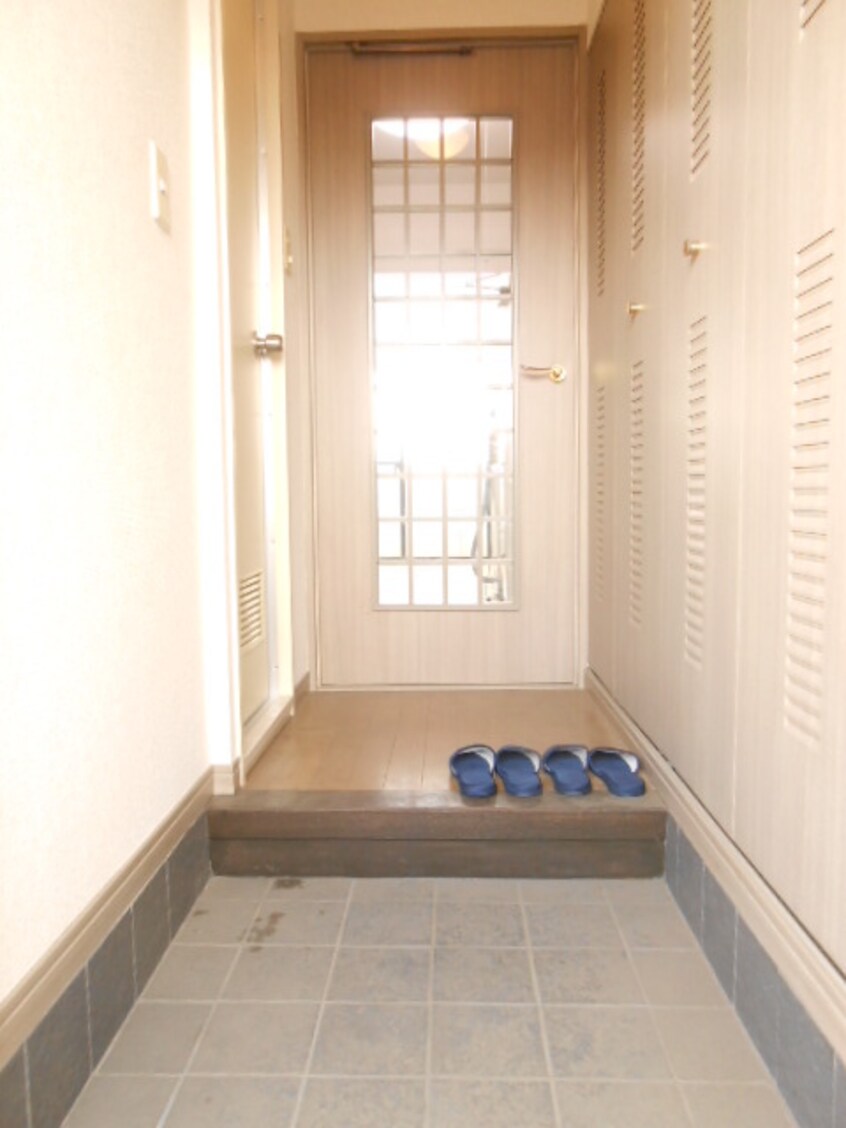 廊下 ﾗｲｵﾝｽﾞﾏﾝｼｮﾝ大泉学園東(３０７)