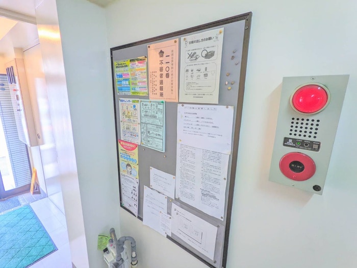 エントランス部分 モンカ－ブワダ