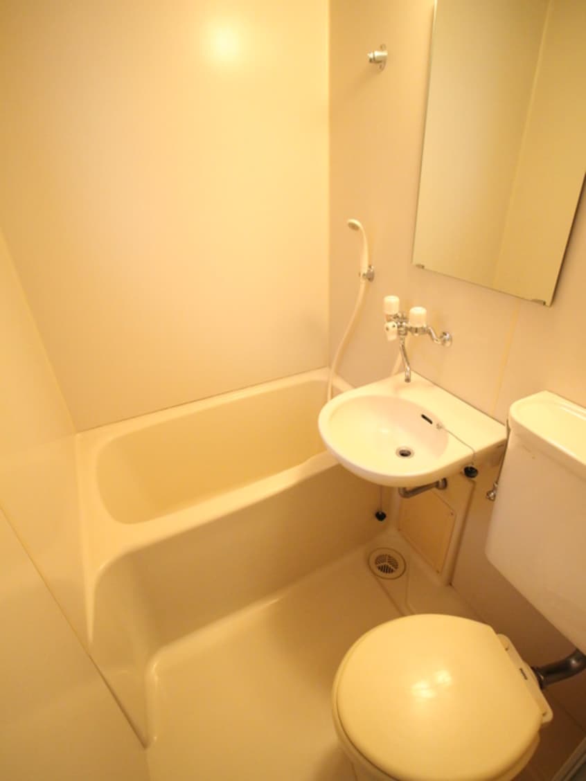 バス／シャワールーム等 モンカ－ブワダ