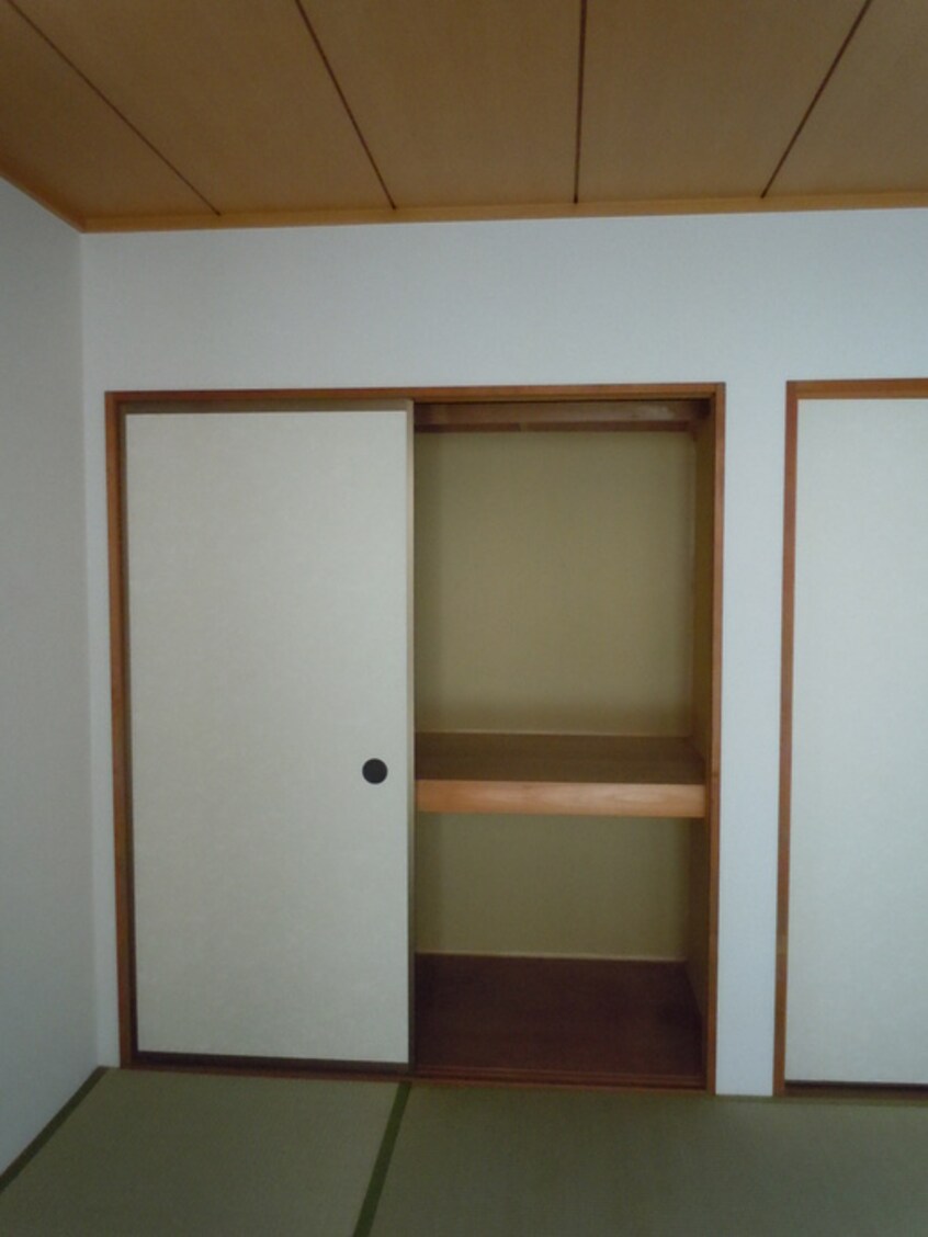 収納 ハイツピアＢ