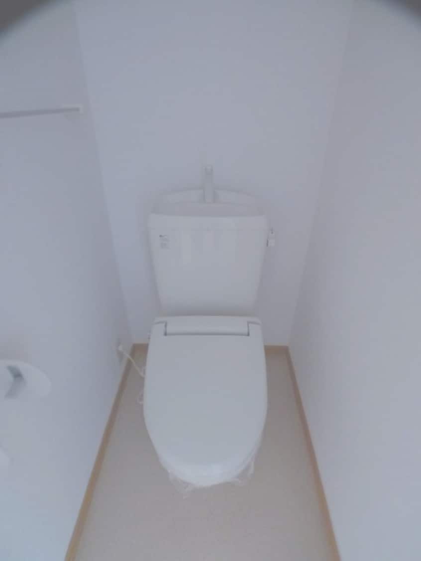 トイレ クロ－バ－・セゾン