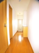 廊下 クロ－バ－・セゾン