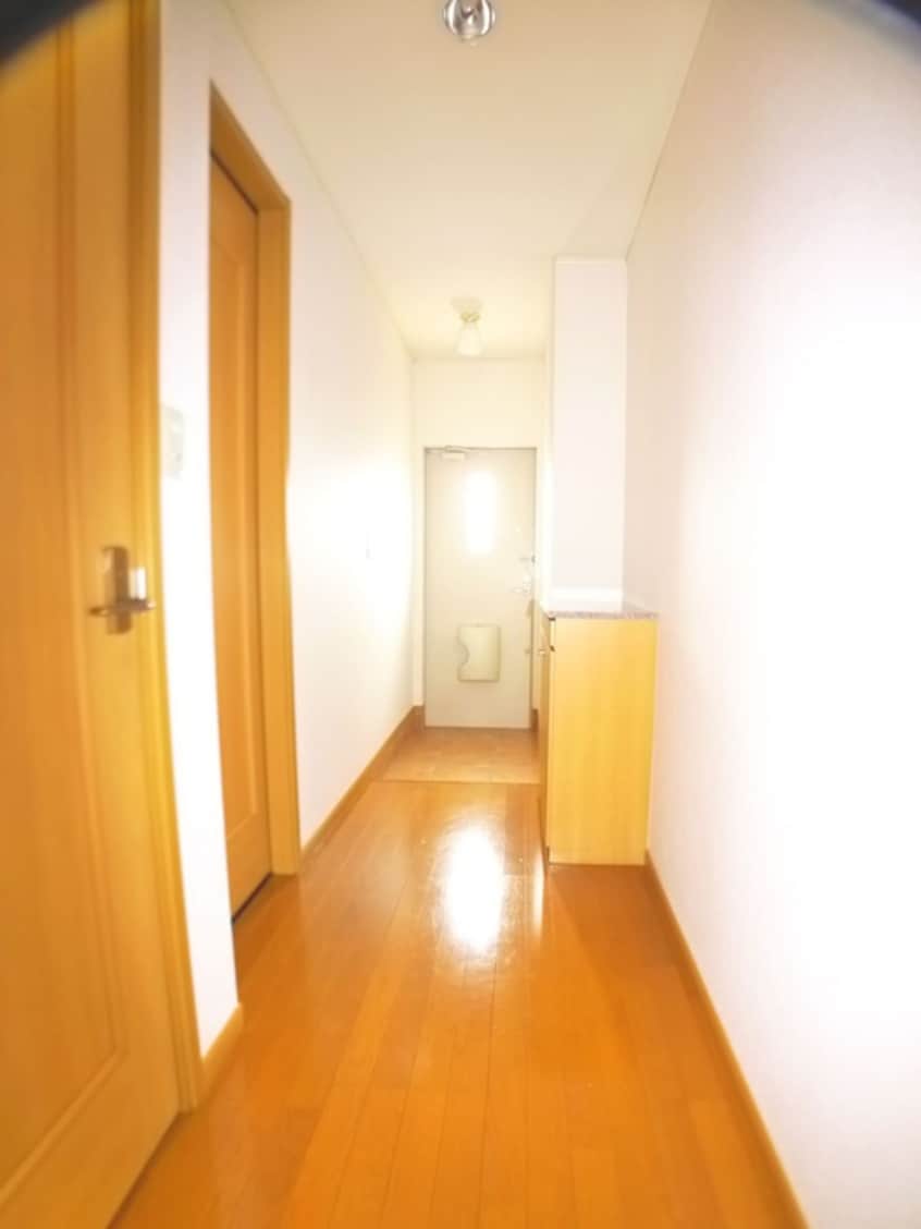 廊下 クロ－バ－・セゾン