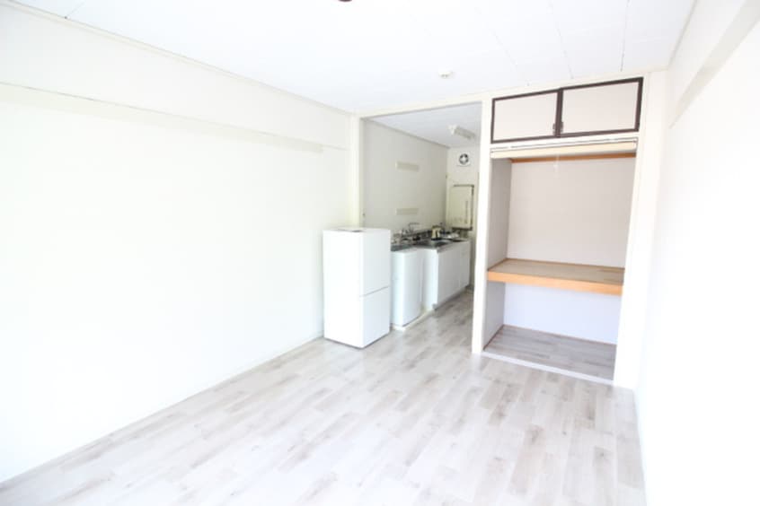 居室 ｽﾁｭｰﾃﾞﾝﾄﾊﾟﾚｽ多摩ｾﾝﾀｰ