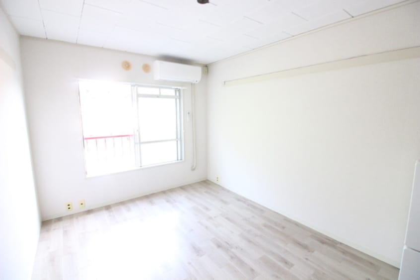 居室 ｽﾁｭｰﾃﾞﾝﾄﾊﾟﾚｽ多摩ｾﾝﾀｰ