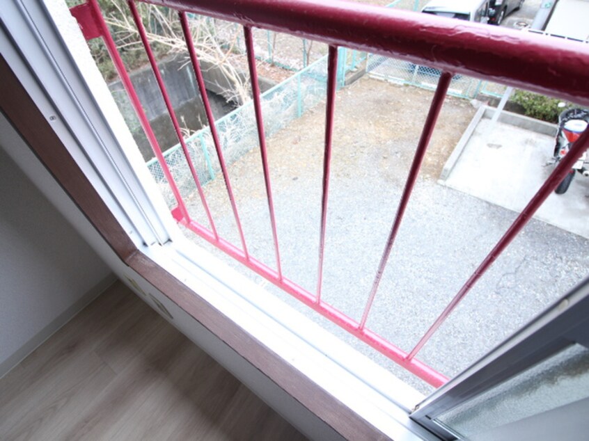 ベランダ・バルコニー ｽﾁｭｰﾃﾞﾝﾄﾊﾟﾚｽ多摩ｾﾝﾀｰ