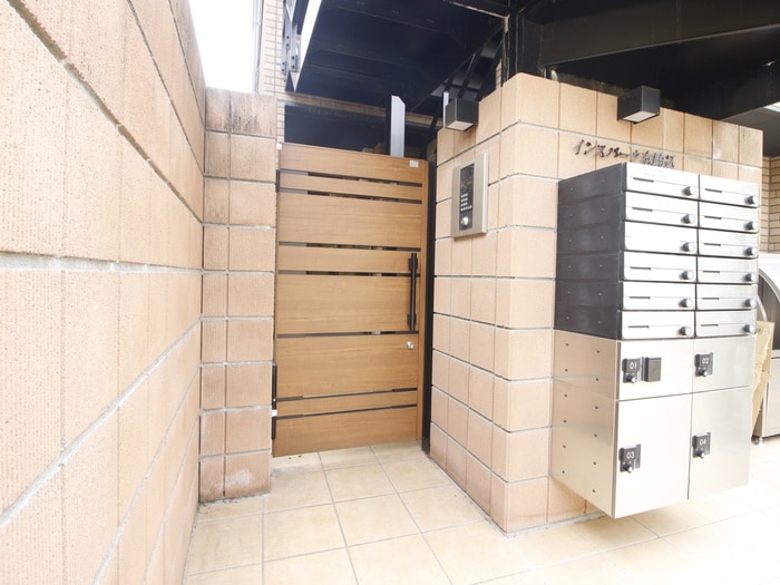 エントランス部分 インスパーク本駒込