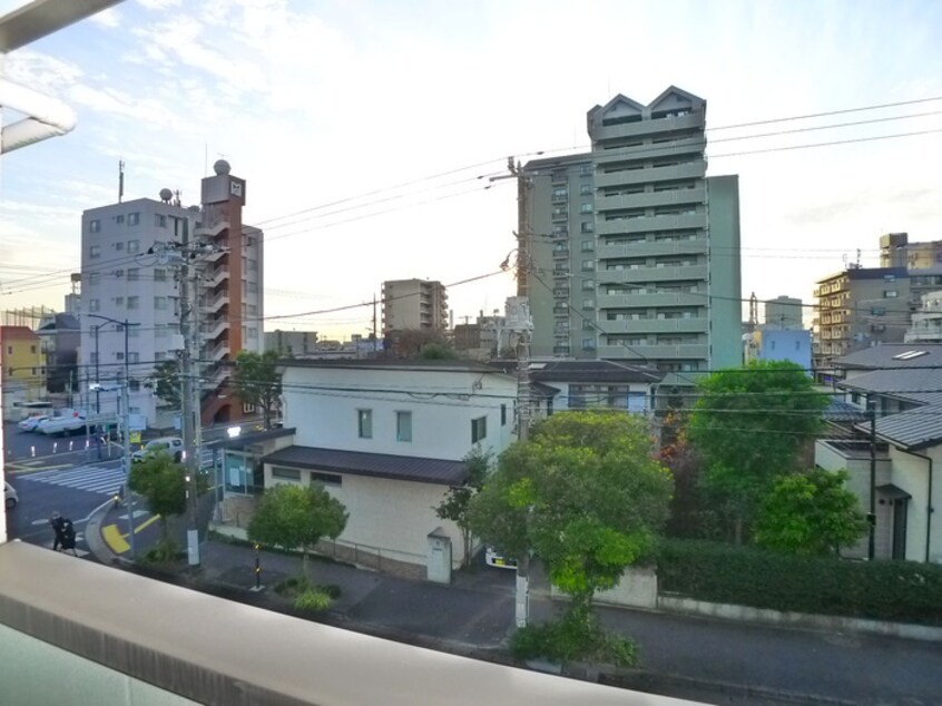 室内からの展望 Ｉ　ＲＥＶＩＶＥ