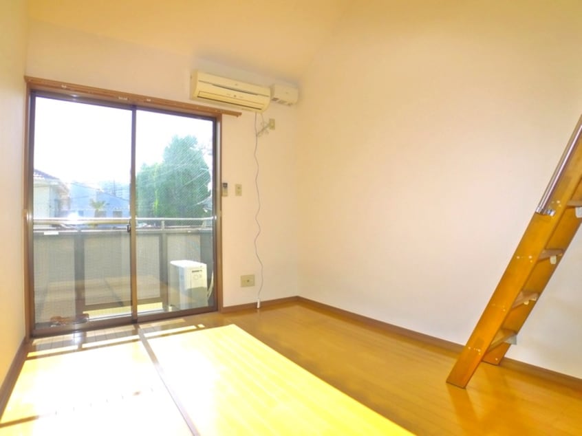 居室 メゾンド・ミカミ