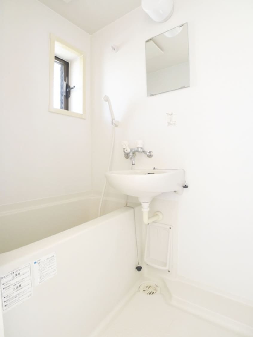 バス／シャワールーム等 メゾンド・ミカミ