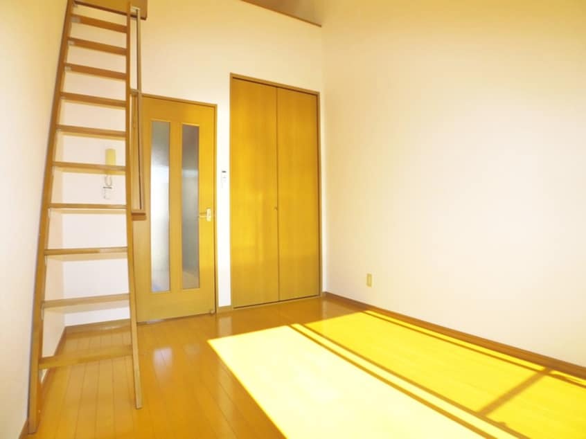 居室 メゾンド・ミカミ