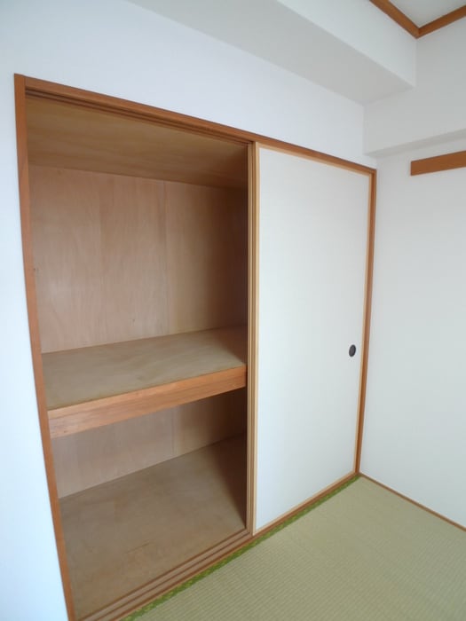 収納 シュタ－ンハイム第一(352006)