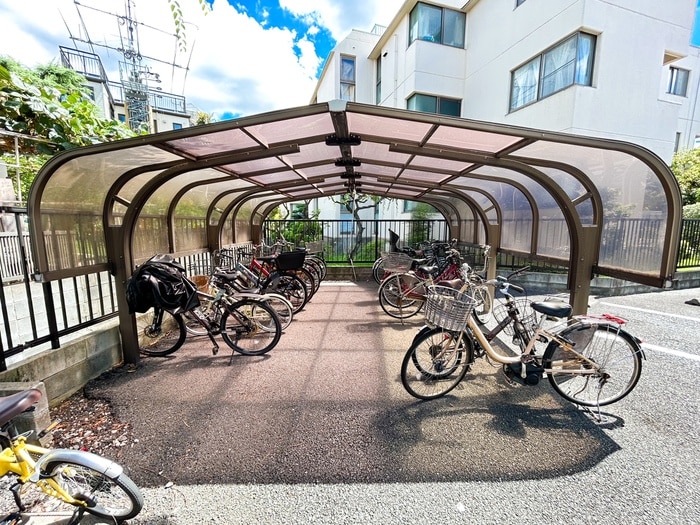 駐輪場 サニーヴィラ