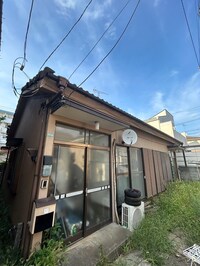 小川西町貸家