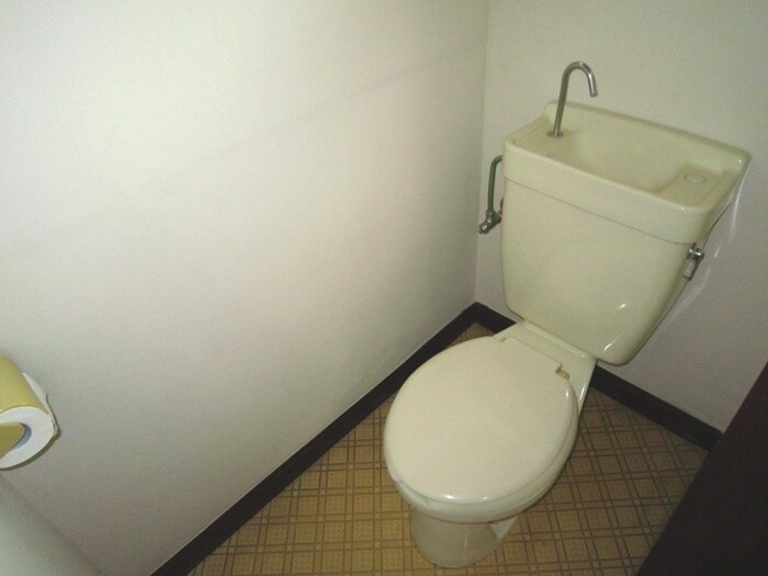 トイレ 第二秋元荘