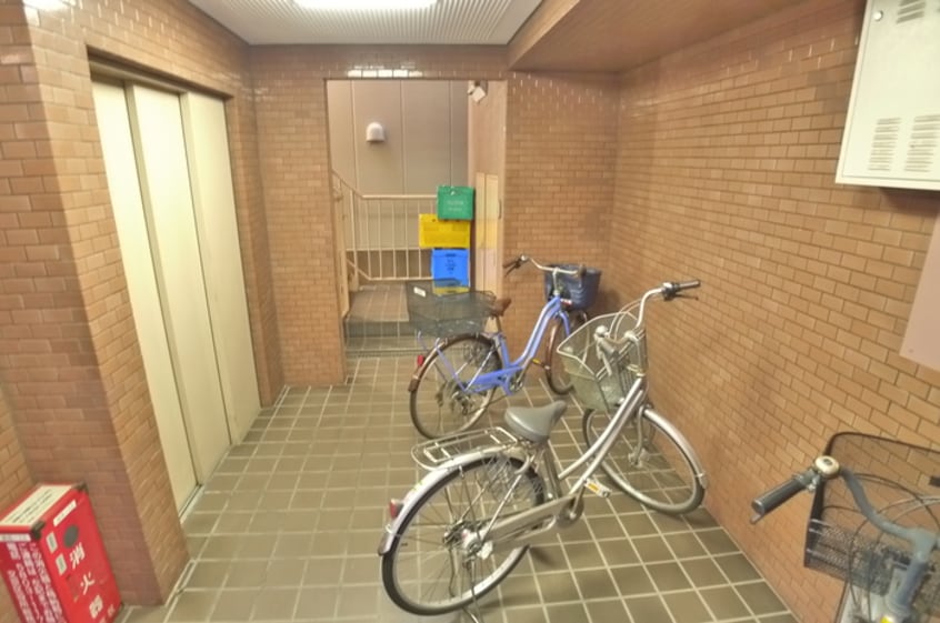 エントランス部分 扇屋ビル