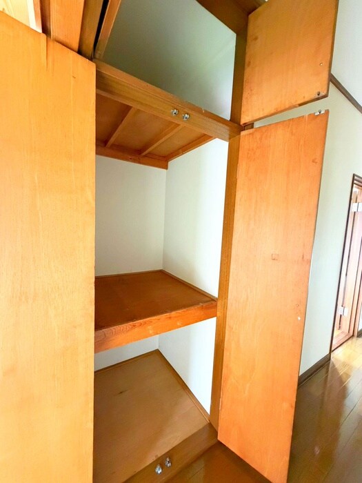 収納 旭が丘１丁目貸家