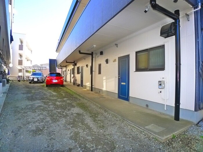 エントランス部分 メゾンオ－キスＢ